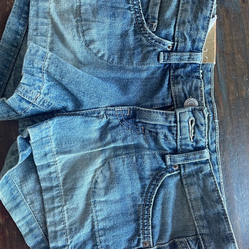 Mossimo Supply Jean shorts size 3 nwt